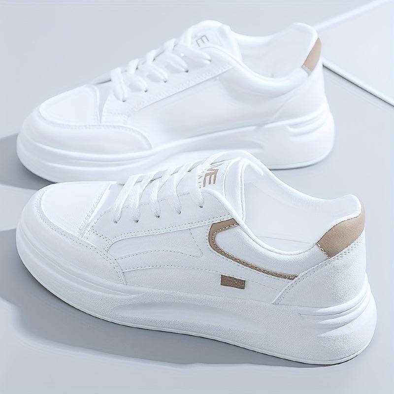 Zapatillas blancas chic de comodidad ligera