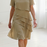 Julia – Vestido Elegante y Fluido con Volantes