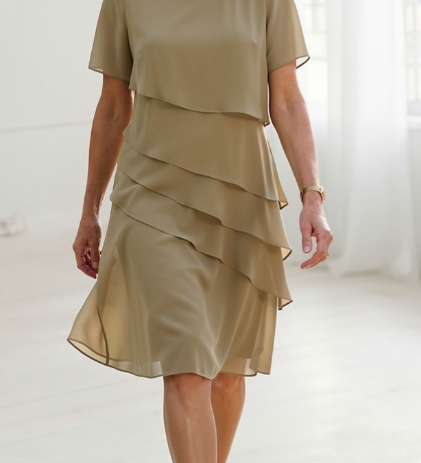 Julia – Vestido Elegante y Fluido con Volantes