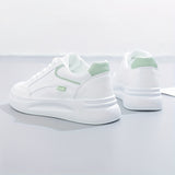 Zapatillas blancas chic de comodidad ligera