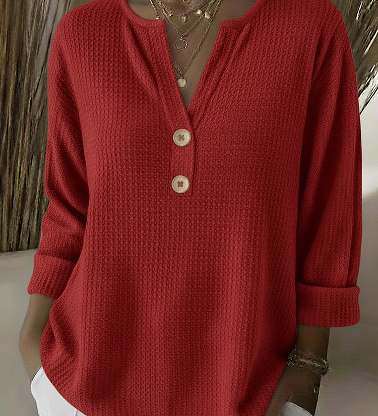 Lucía | Camiseta Henley Gofrada con Botones