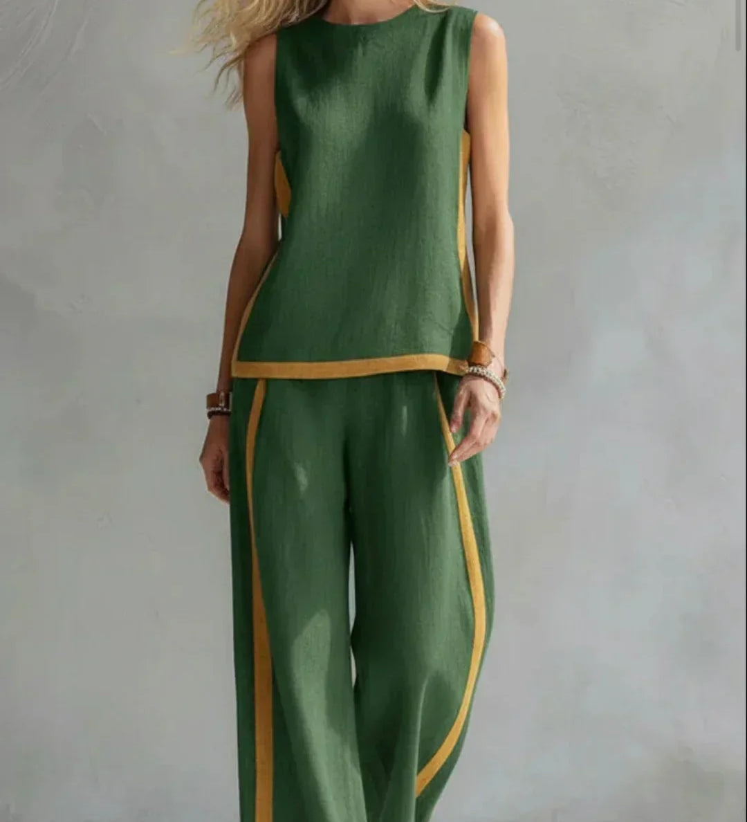 Úrsula | Conjunto Elegante y Desenfadado de Chaleco y Pantalón con Acabados Bicolor