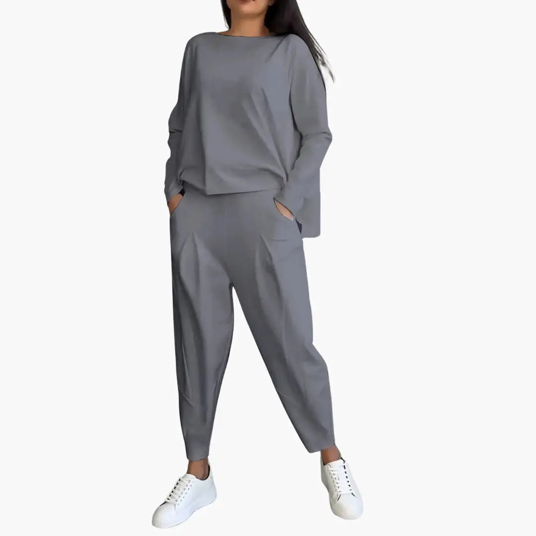 Thea | Conjunto de Dos Piezas con Cuello Redondo