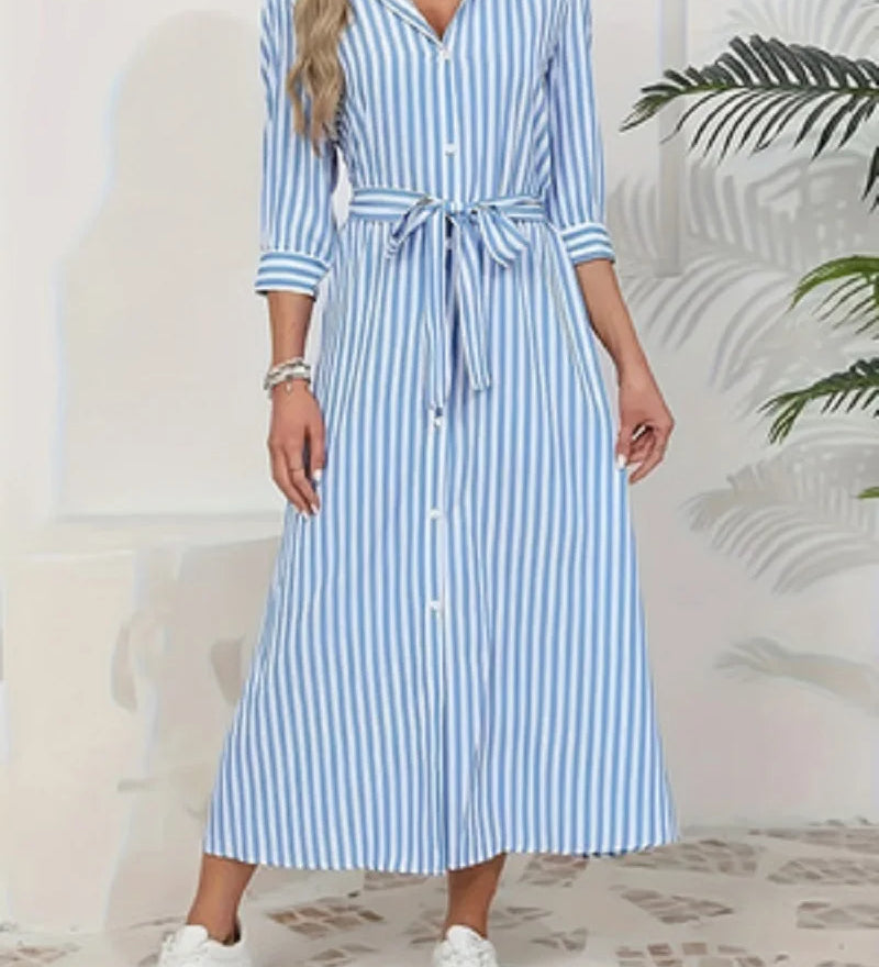 Odette | Vestido Camisero Midi de Rayas Azules con Botonadura